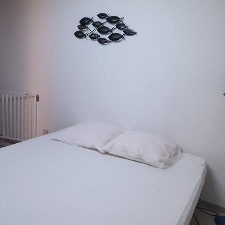 Appartement Climatise A 800M De La Plage Fréjus Extérieur photo